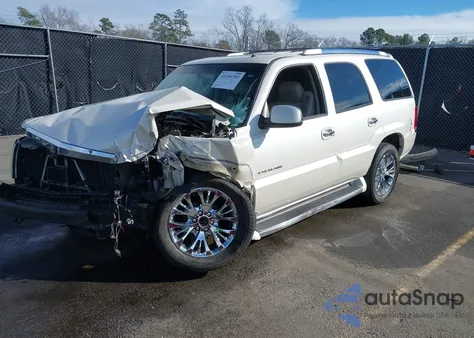 2002 Cadillac Escalade Standard from USA, damaged, VIN 1GYEC63T02R202822